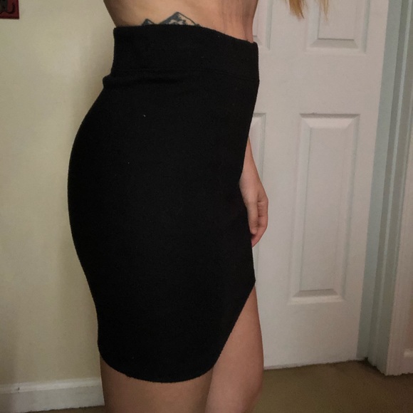 Nollie Mini Skirt - Picture 4 of 4